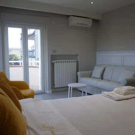 Golden Residence-3